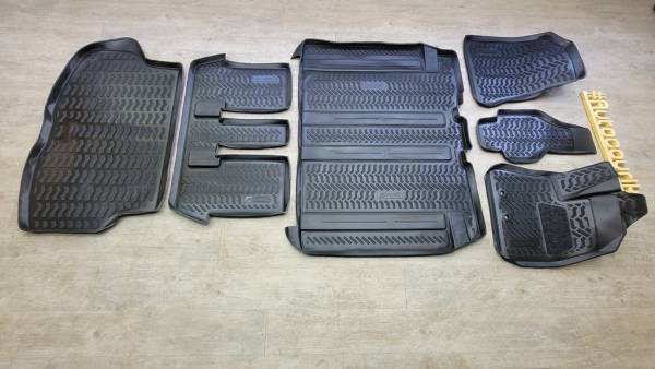 Коврики в салон Toyota Esquire (2014-н.в.) 3 ряд + багажник